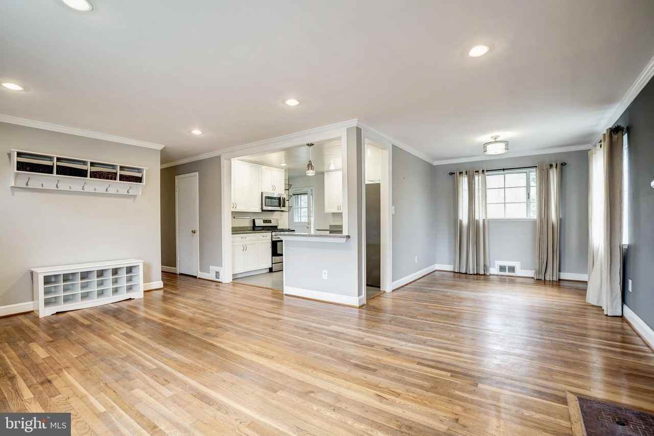 6718 Williamsburg Blvd - Photo 6 of 25