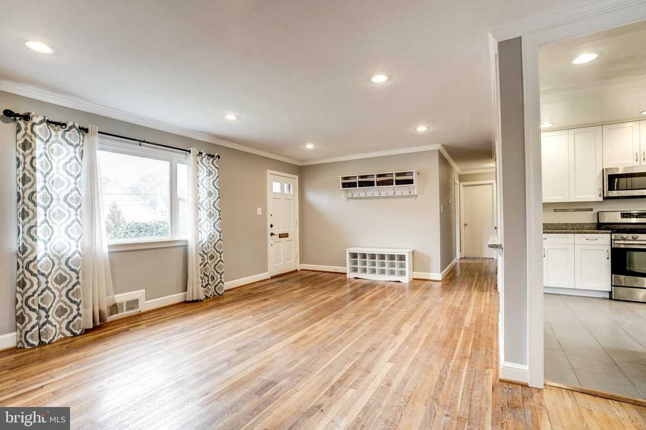 6718 Williamsburg Blvd - Photo 7 of 25