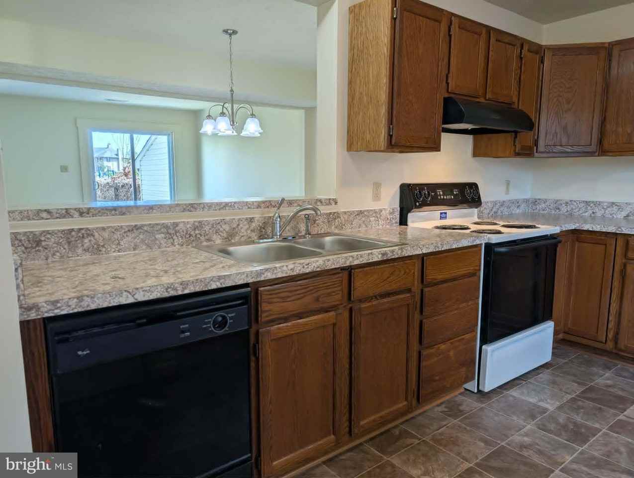 105 Equestrian Dr #105 - Photo 5 of 26