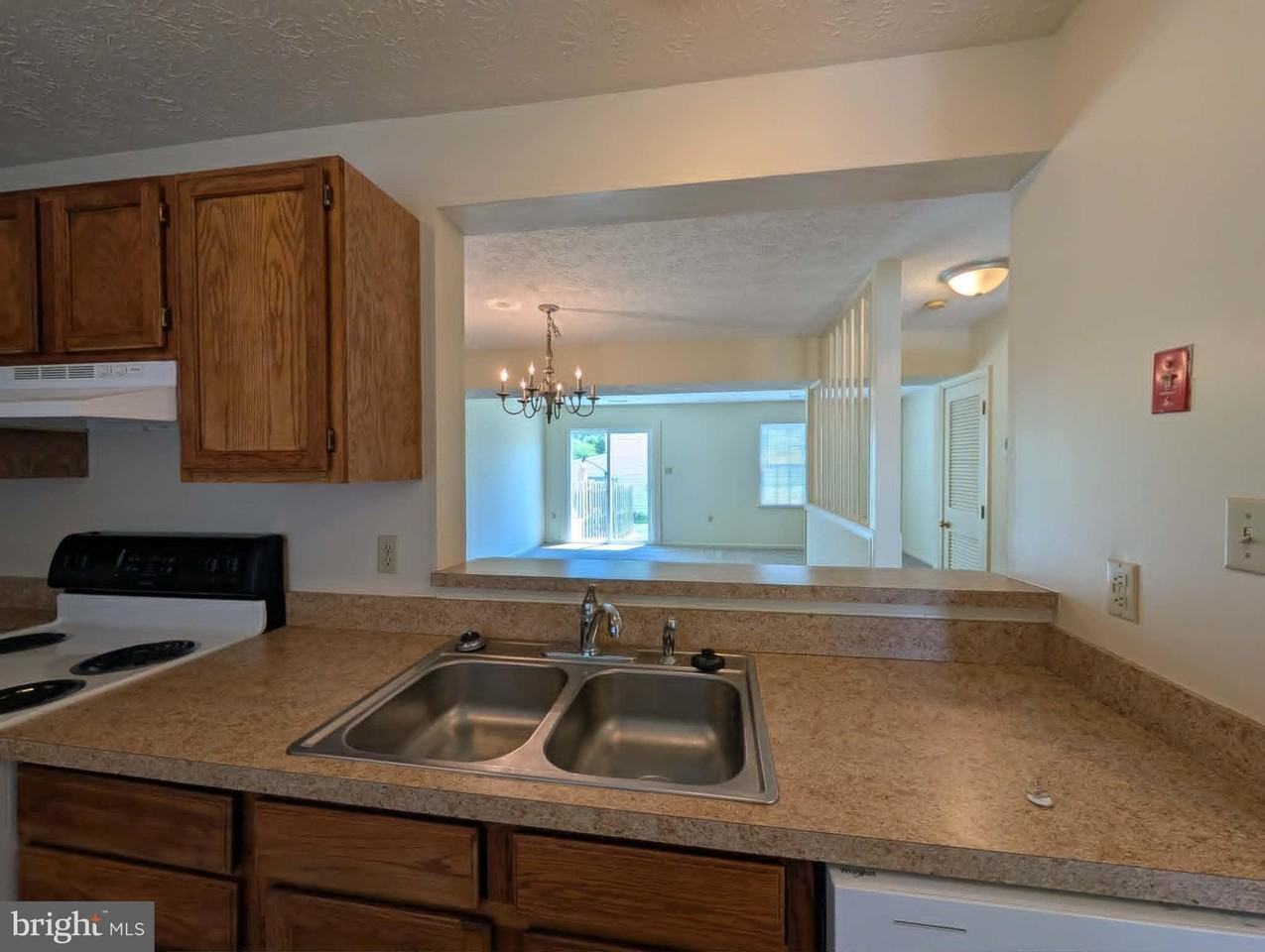 414 Surrey Club Ln - Photo 3 of 16