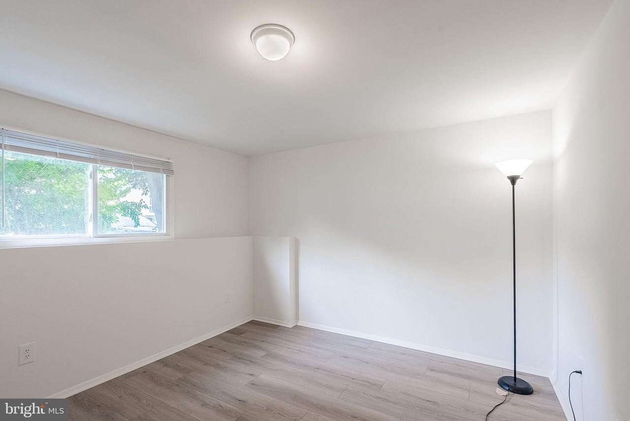 3007 Spice Ct - Photo 4 of 36