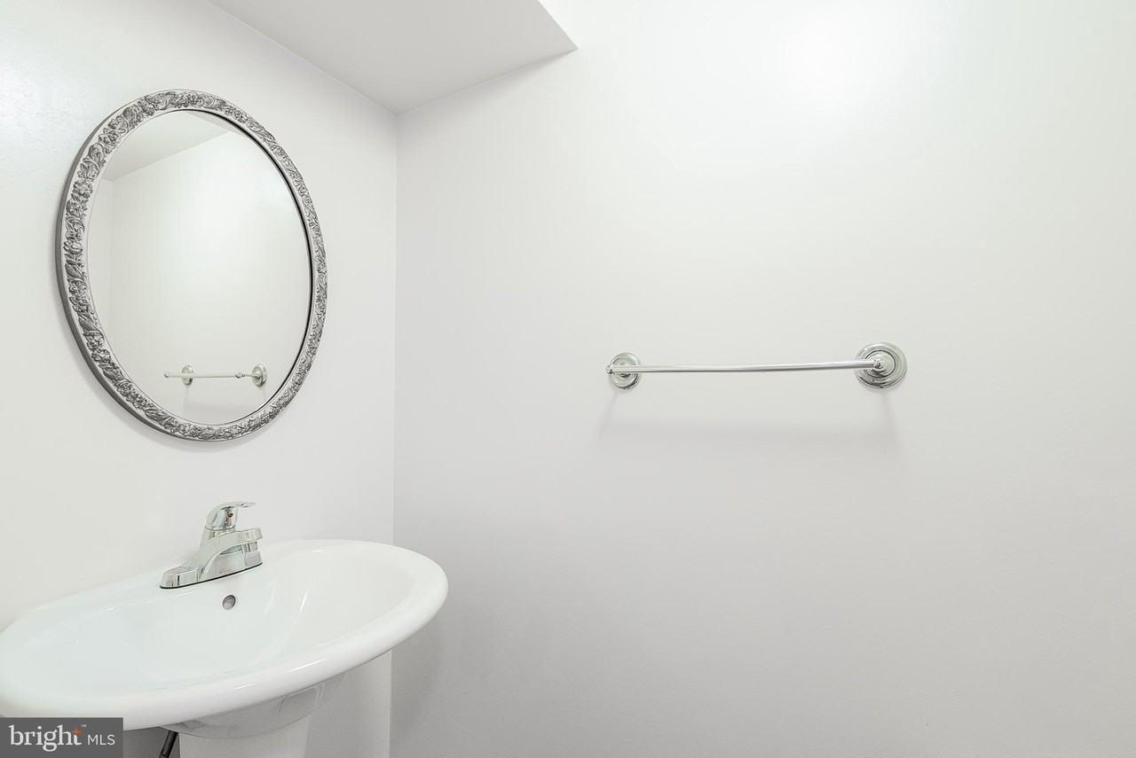 3007 Spice Ct - Photo 6 of 36