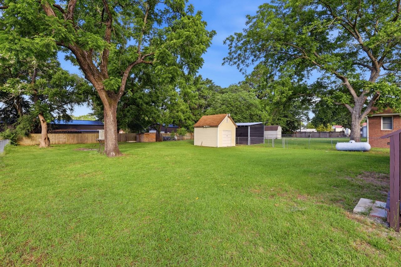 611 Forest Knolls Rd #1 - Photo 3 of 13