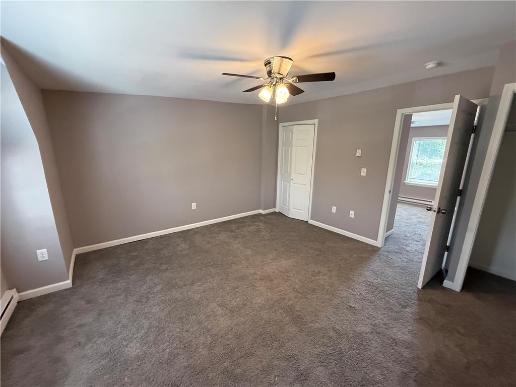 452 Hanover Ave - Photo 5 of 44