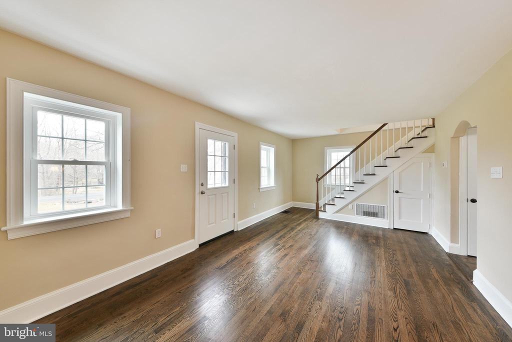 6166 6166 Mechanicsville Road - Photo 5 of 29