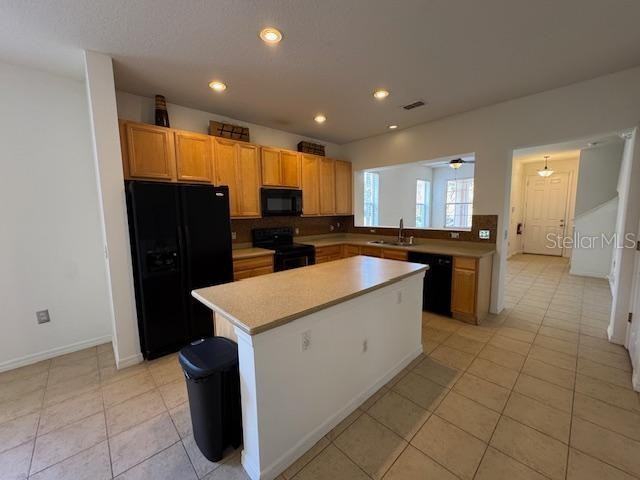 5160 Regatta Dr - Photo 6 of 29