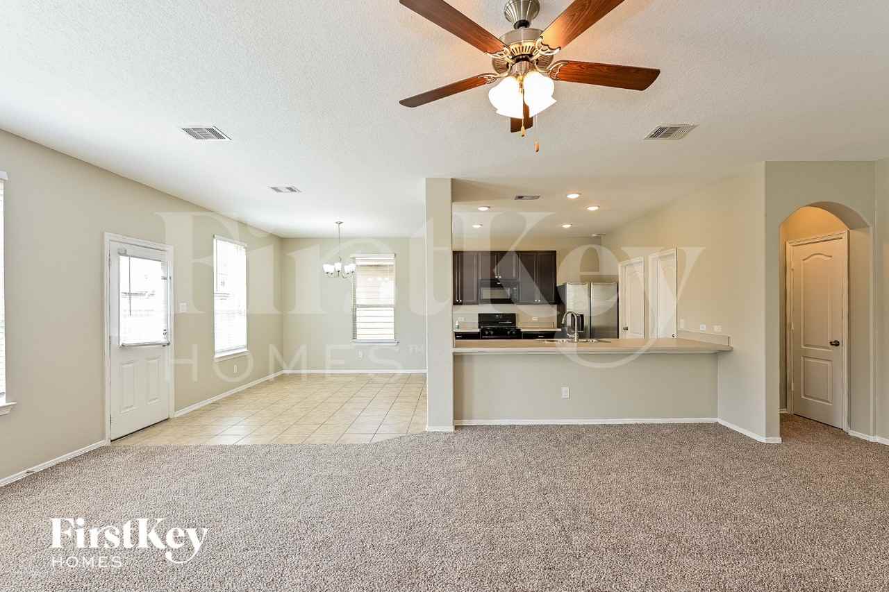13258 Liliana Glen Ln - Photo 3 of 15