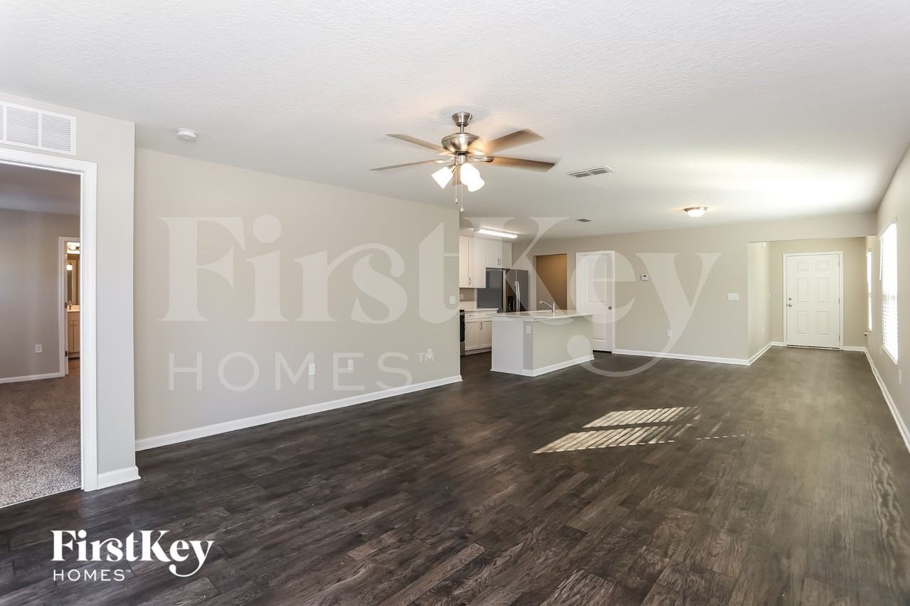 12464 Orchard Grove Dr - Photo 3 of 16