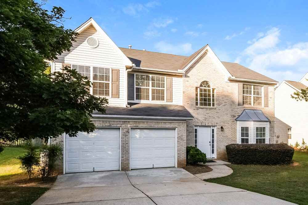4065 Crescent Walk Ln - Photo 4 of 17