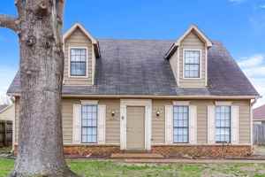 featured image of 2691 Country Lawn Cv