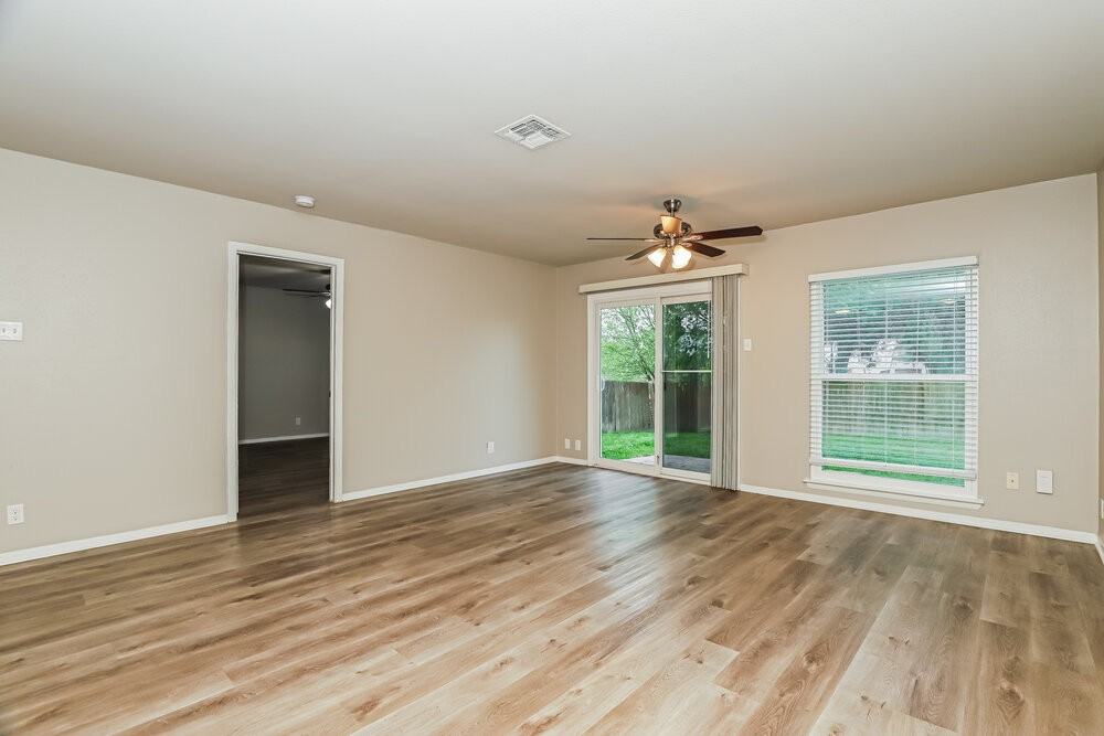 10614 Cherry Laurel - Photo 7 of 16