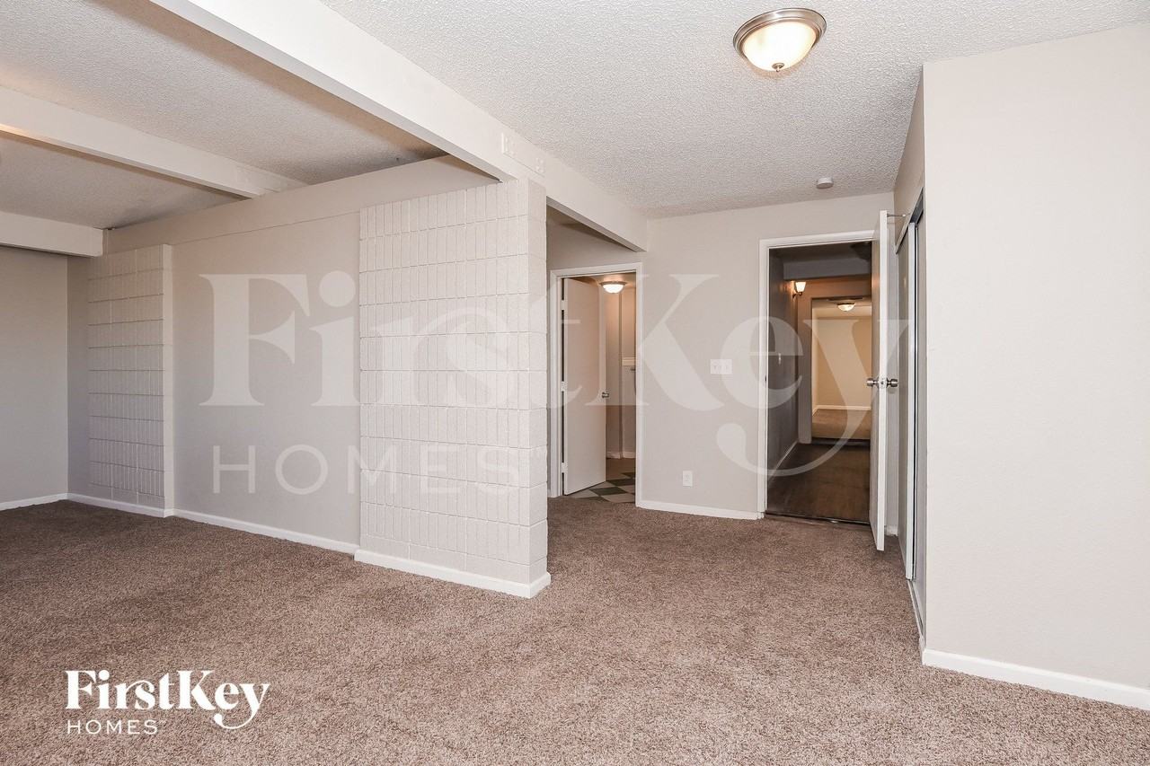 2085 Palora Ave - Photo 2 of 15