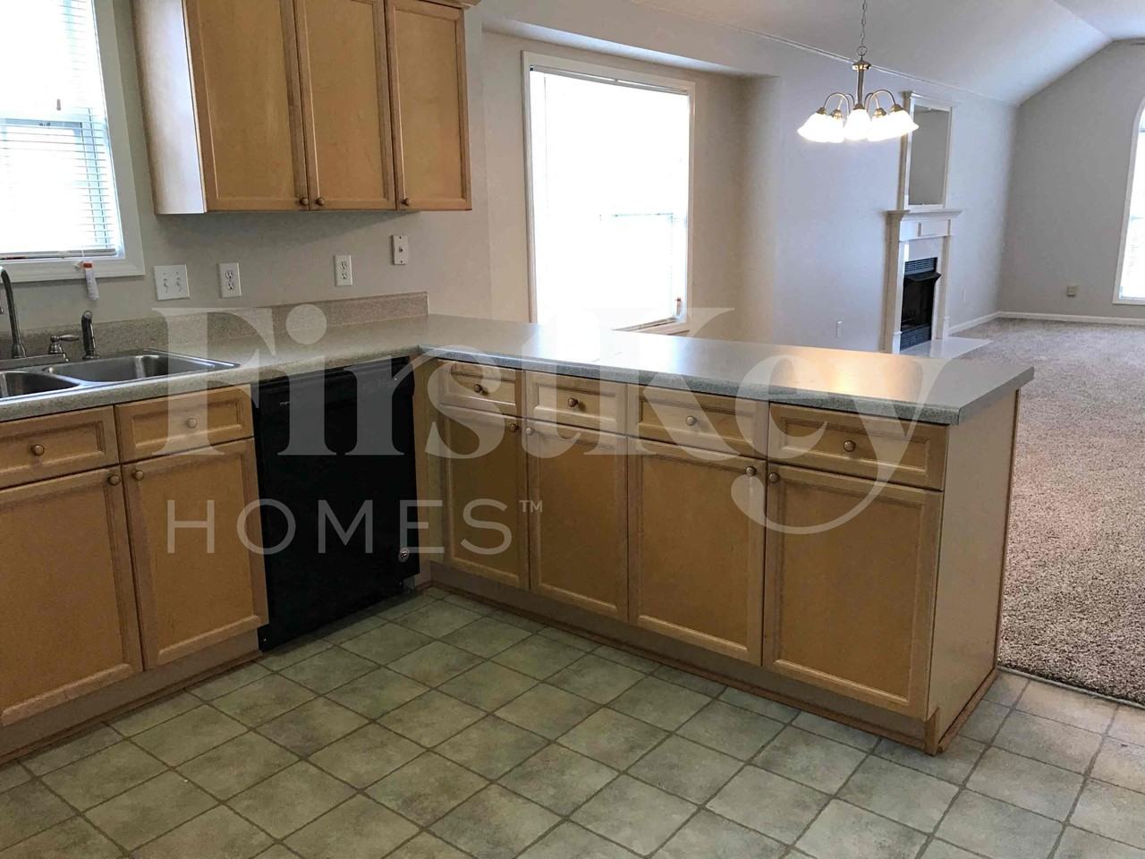 2018 Village Ln - Photo 3 of 17