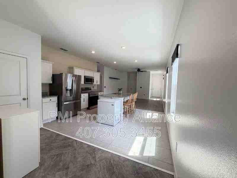 2021 Hemingway Cir - Photo 4 of 18