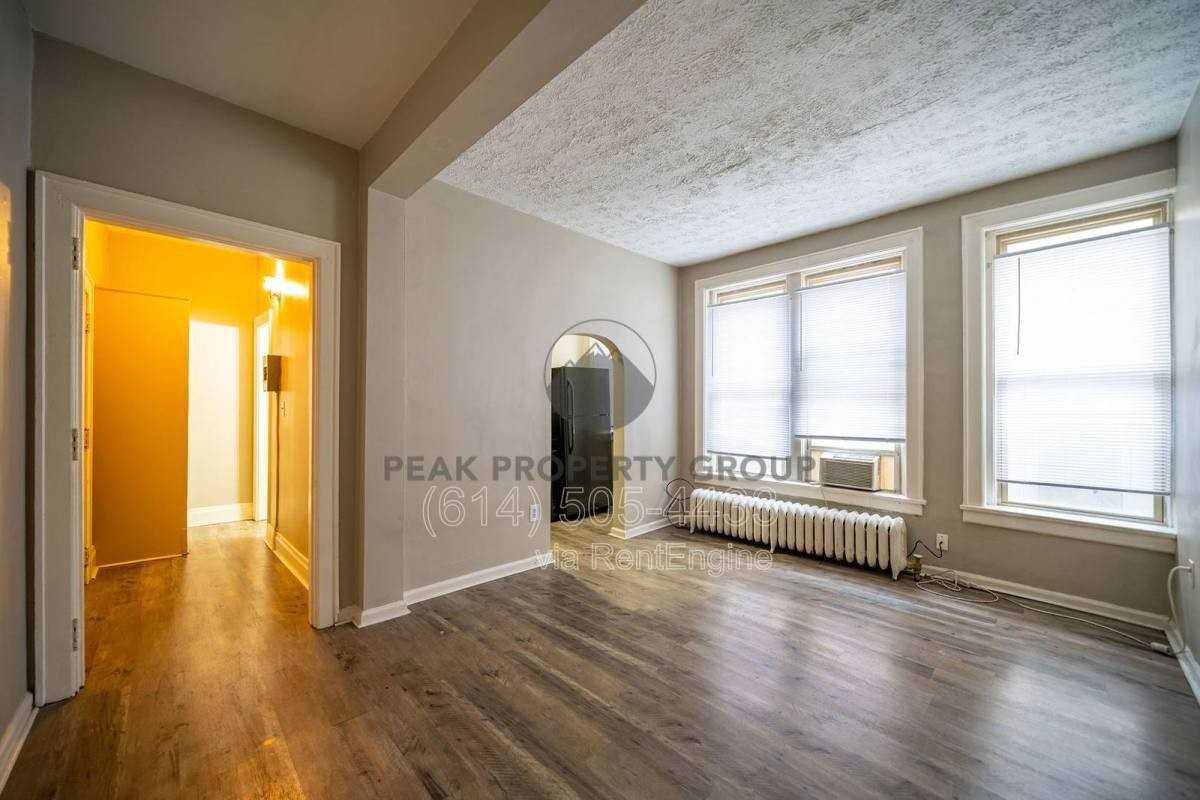 571 E Rich St #9 - Photo 2 of 8
