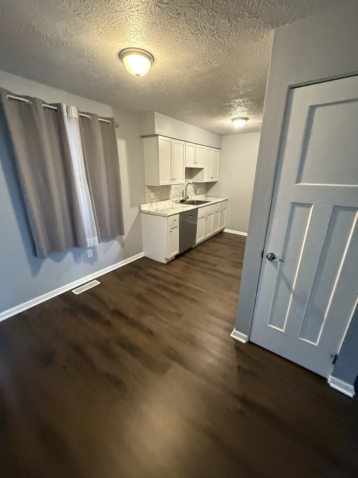 2853 Bailey St Nw #2853 - Photo 4 of 8