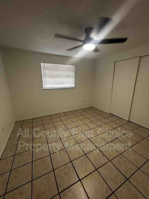 556 Patricia Ave - Photo 5 of 10