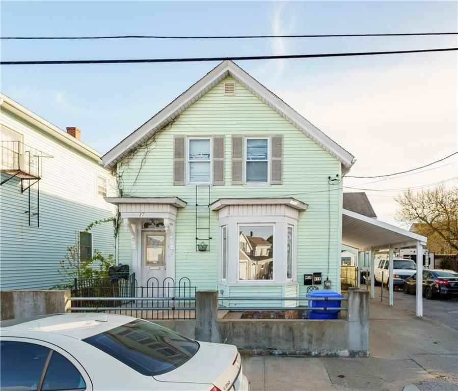 21 Lilac St - Photo 2 of 17