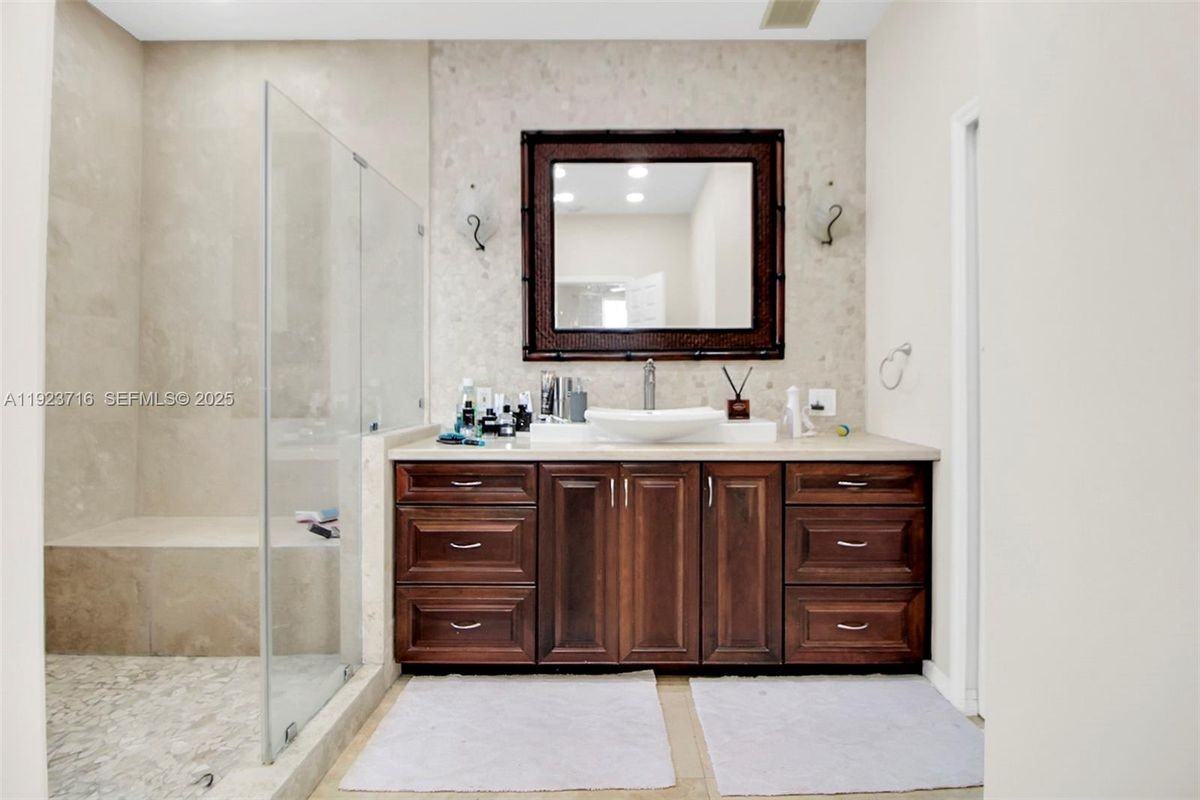 15875 Sw 149th Ln - Photo 7 of 17