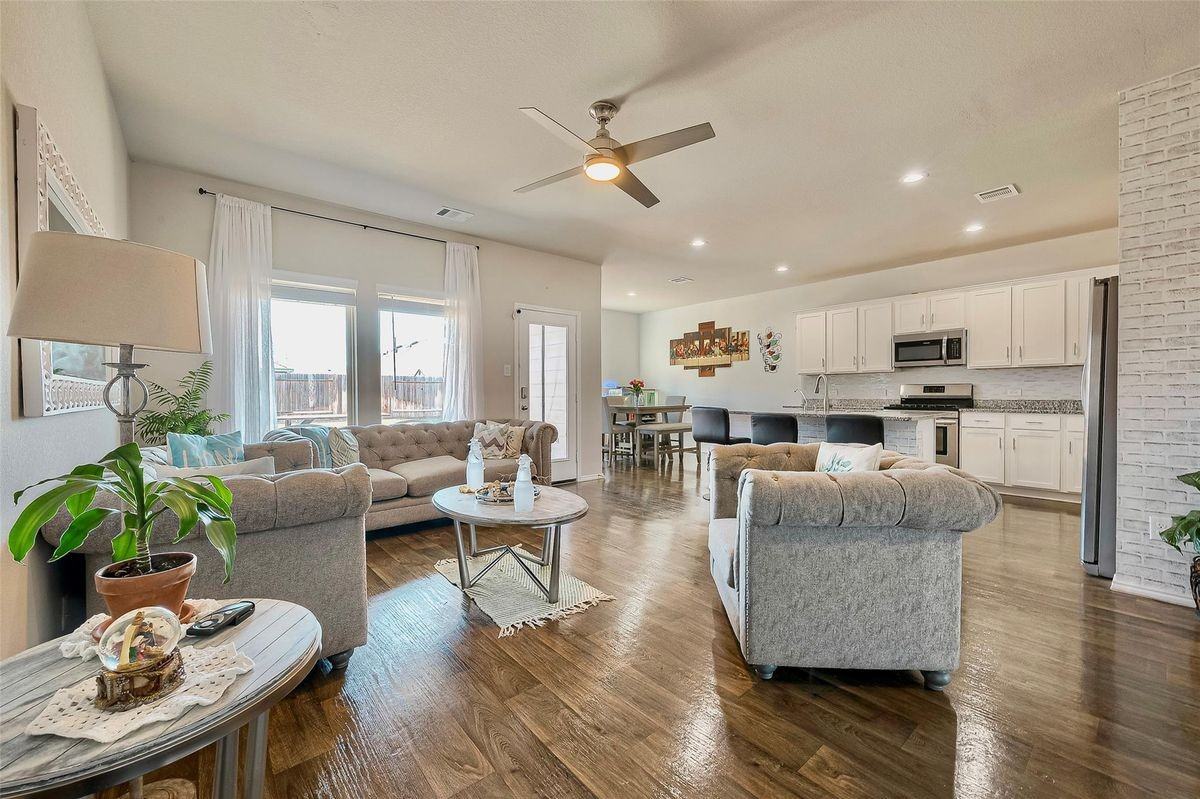 4110 Rapallo Ct - Photo 2 of 36