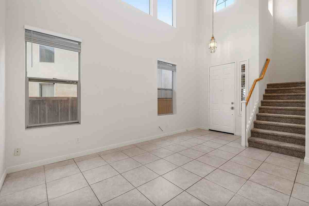 11161 Pacemont Ln - Photo 6 of 31