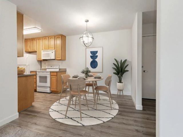 1236 Walker Ave - Photo 2 of 12