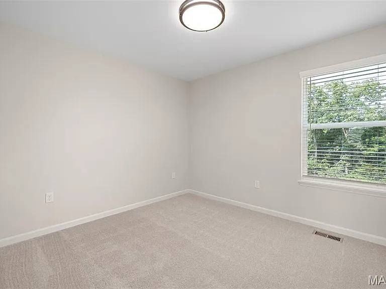 3304 White Pine Dr - Photo 7 of 23