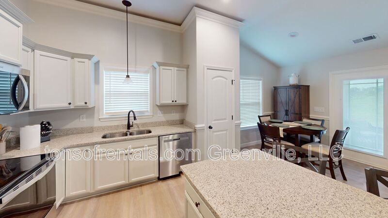 2212 Davenport Ct - Photo 6 of 16