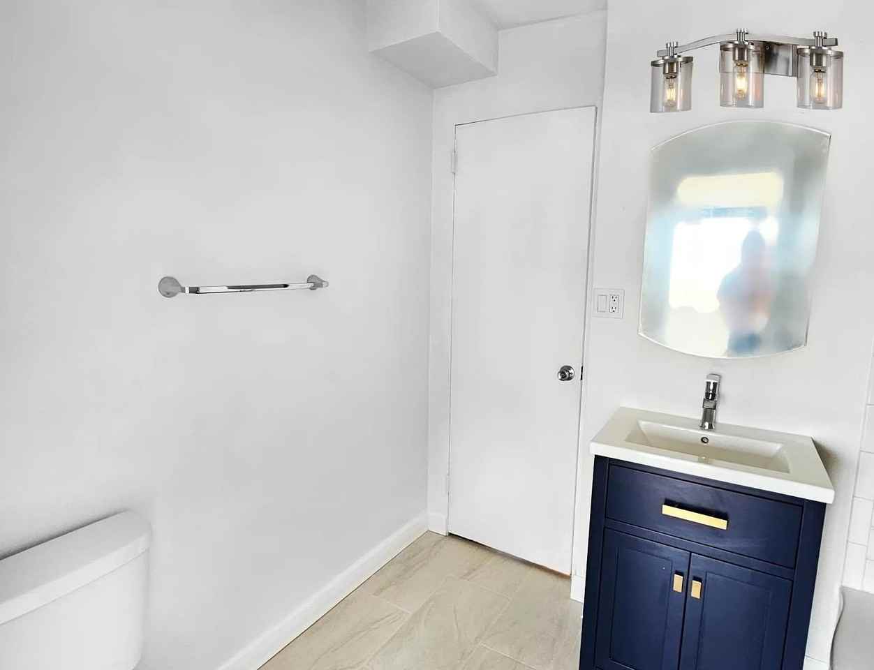 5801 N Sheridan Rd #1D - Photo 7 of 10