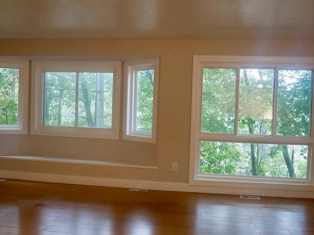 391 Hyde Park Ave #112 - Photo 3 of 11