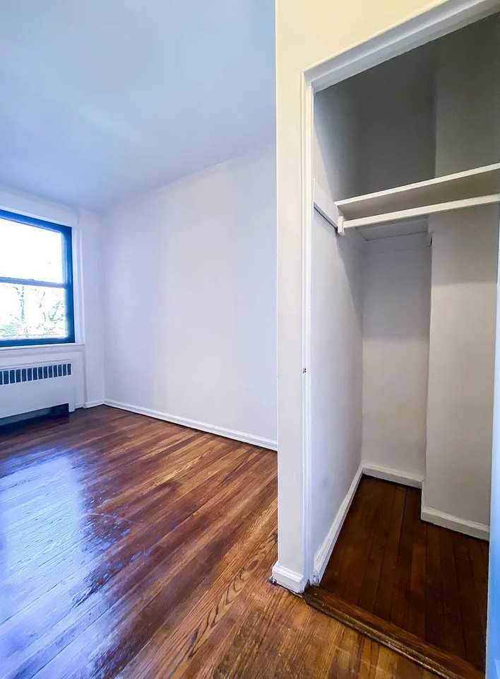 9206 63rd Ave #2G - Photo 7 of 11