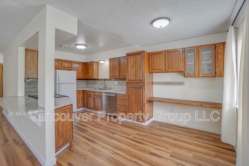 4502 Boise Ct - Photo 7 of 33