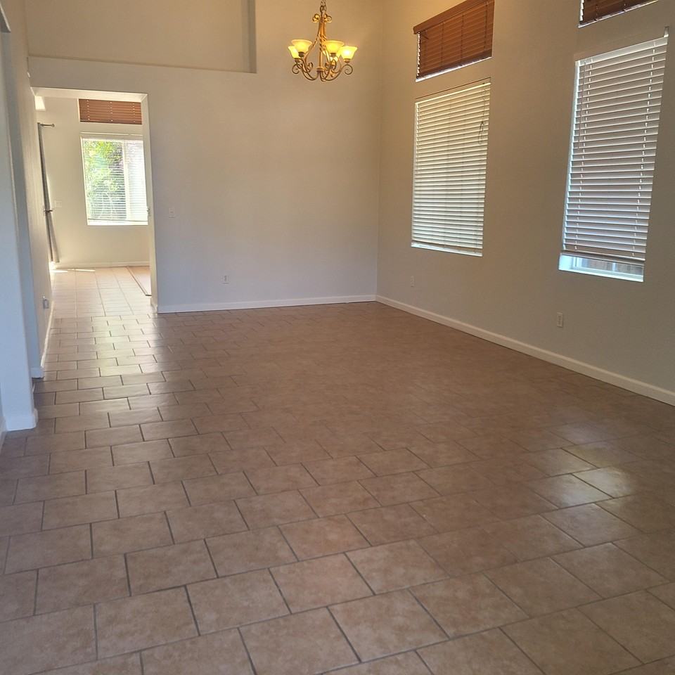 610 Wassen Ct - Photo 2 of 20