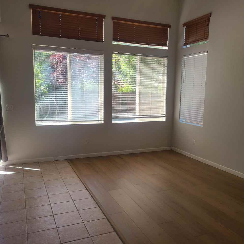 610 Wassen Ct - Photo 4 of 20