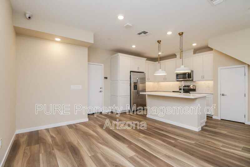 4548 S Renaissance Dr #102 - Photo 5 of 25