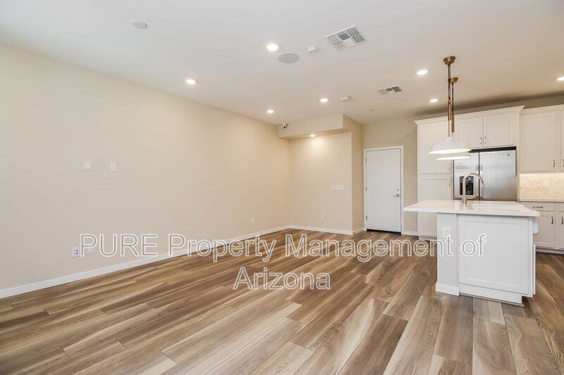 4548 S Renaissance Dr #102 - Photo 6 of 25