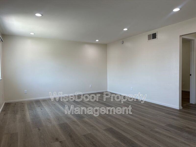 3404 20th St #1 - Photo 5 of 21