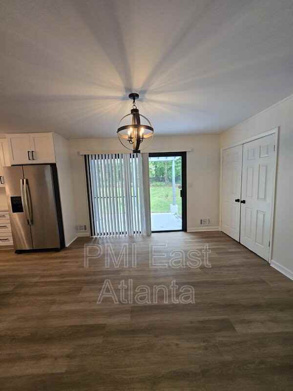 2275 Country Club Ln Sw - Photo 6 of 13