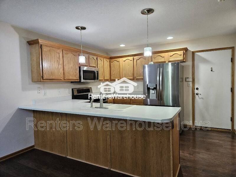 1400 S 52nd St #67 - Photo 5 of 38