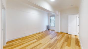featured image of 1472 Filbert St