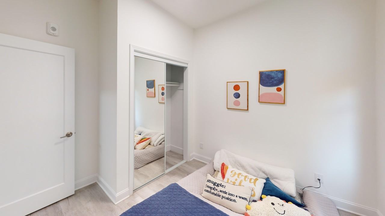 1395 Golden Gate Avenue - Photo 2 of 17