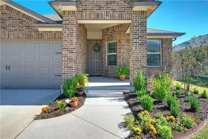 13809 Rosebud Isle Dr - Photo 2 of 18