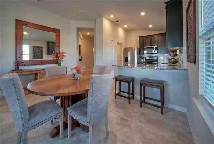 13809 Rosebud Isle Dr - Photo 3 of 18