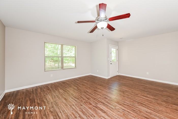 6126 Avery St Sw - Photo 6 of 16