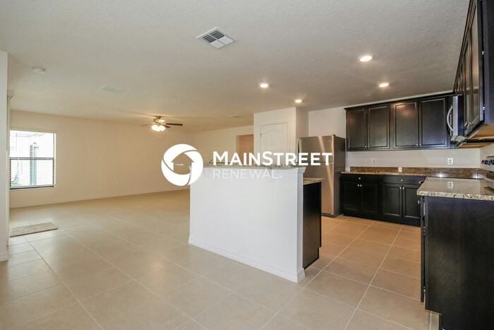 2423 Caspian Dr - Photo 7 of 16