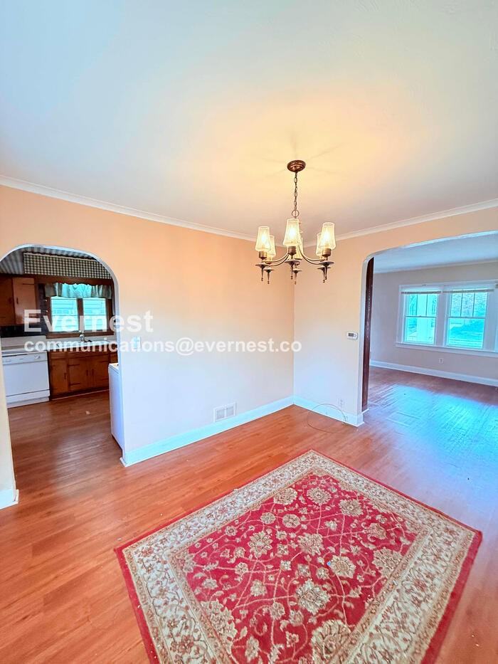4315 Garden Park Dr - Photo 6 of 38