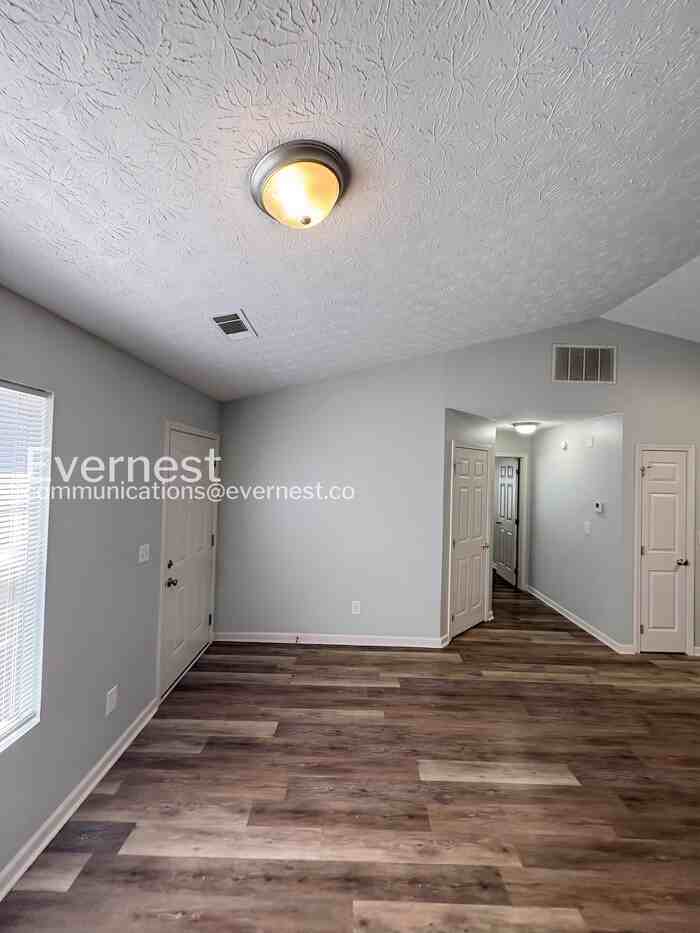 1230 Creek View Ct - Photo 6 of 38