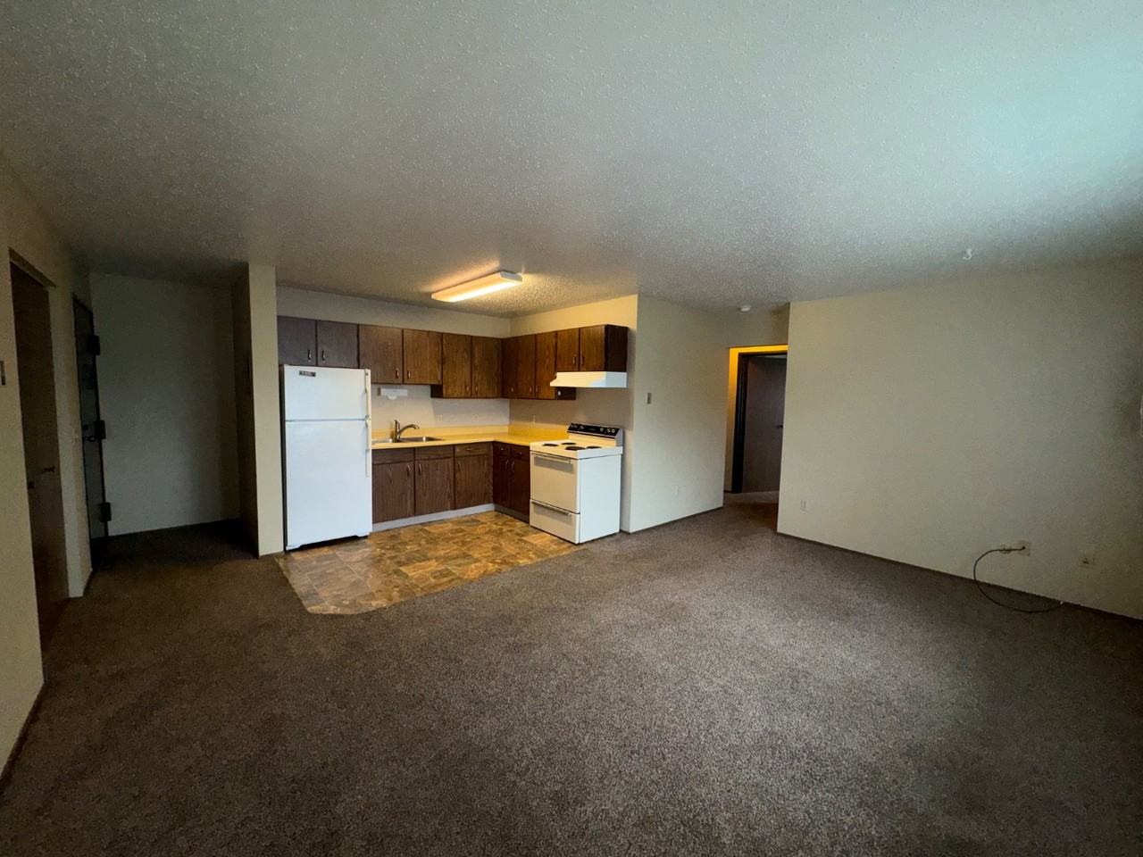 145 4th St SW - Photo 7 of 10