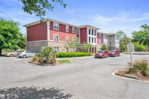 featured image of 1401 Fellwood Dr