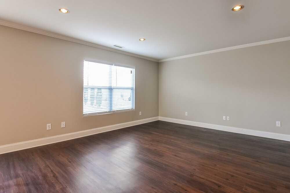 535 Kerriann Ln - Photo 2 of 14